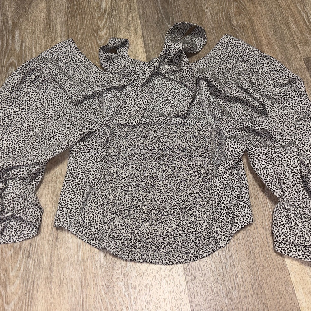 Sienna Sky Monochrome Patterned Top - Picture 3 of 6